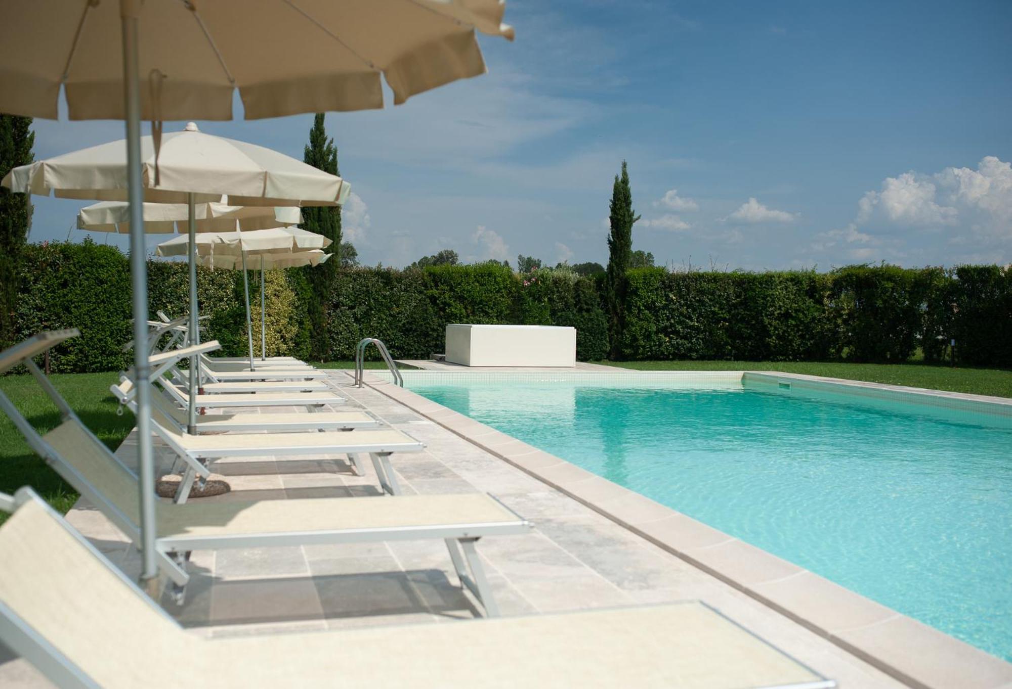 Le Colombaie Country Resort Понсакко Экстерьер фото